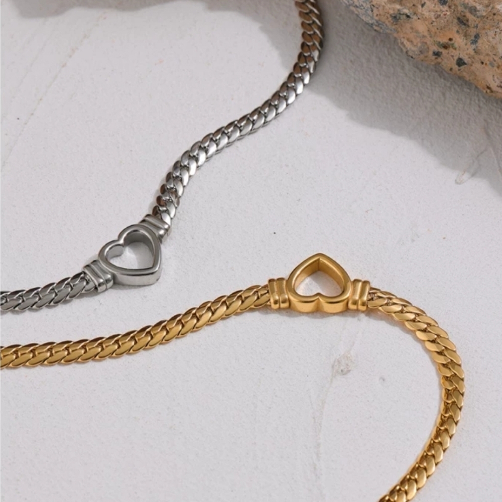 Silver Heart Choker Necklace - Picture 3 of 8